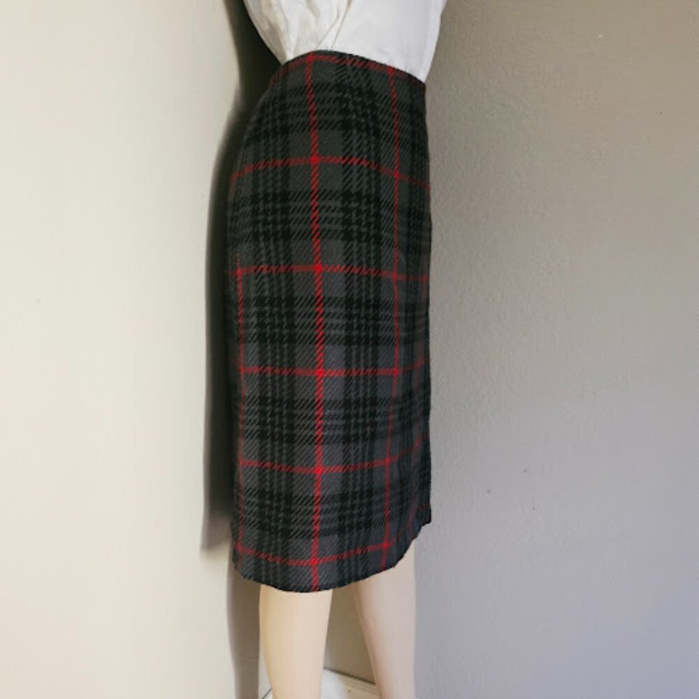 Covington Women’s Size 16 Gray Plaid Skirt